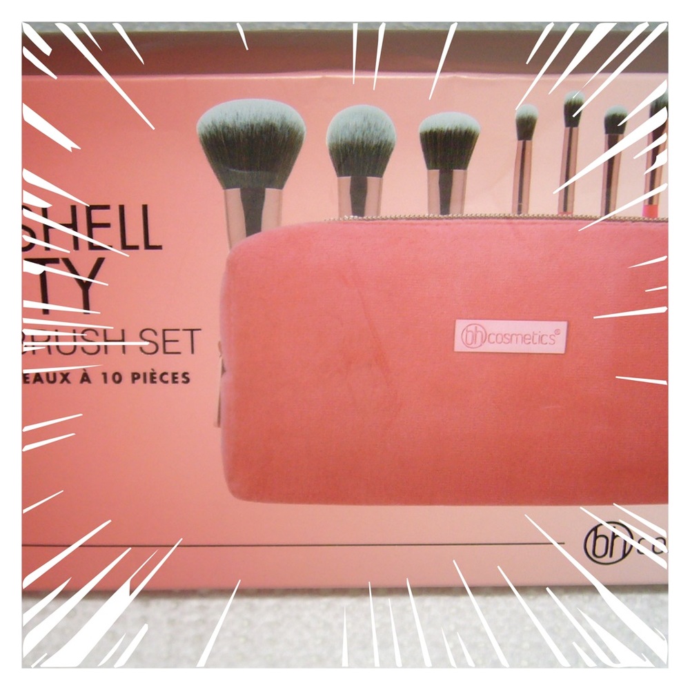 Bombshell Beauty -10 Piece make up brush set-Zippered pink case. - Picture 1 of 4